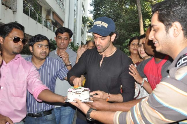 hrithik-viral-story_650_011115121724