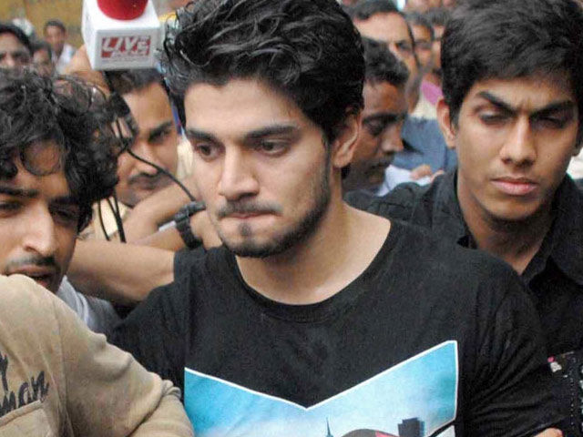 suraj-pancholi_640x480_51435243442