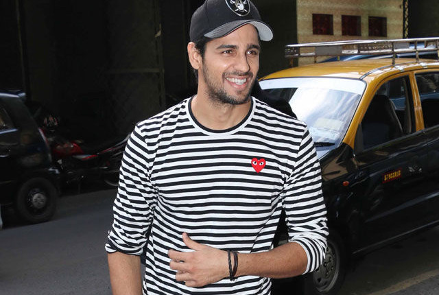 sidharth-malhotra_640x480_51444294880