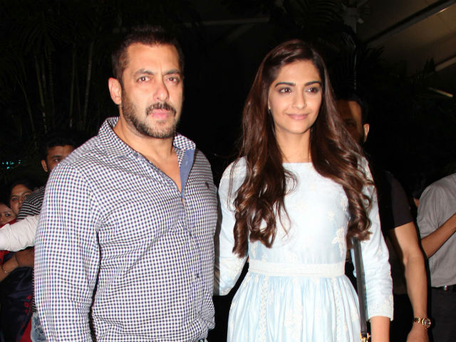 salman-sonam_640x480_51446724475