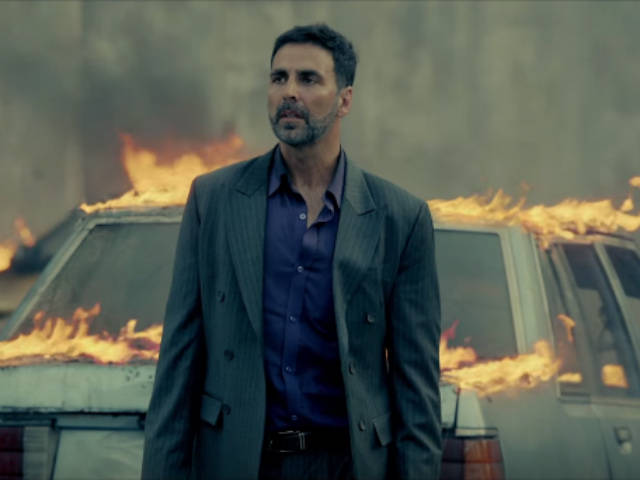 akshay_640x480_51453437190