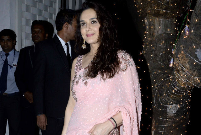 preity-zinta_640x480_41456828245