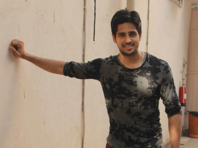 sidharth-malhotra_640x480_61459684220
