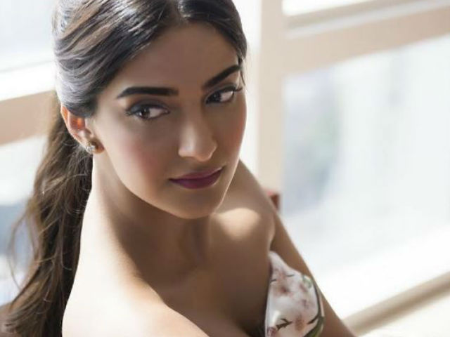sonam-kapoor_640x480_71463483470