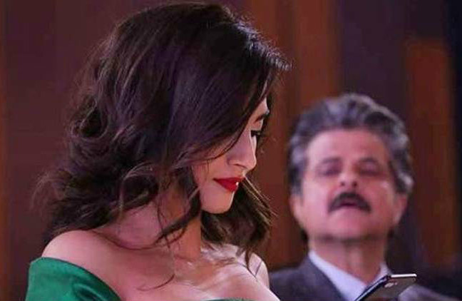 sonam-kapoor-anil-kapoor-759