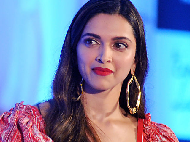 deepika_640x480_81496839711